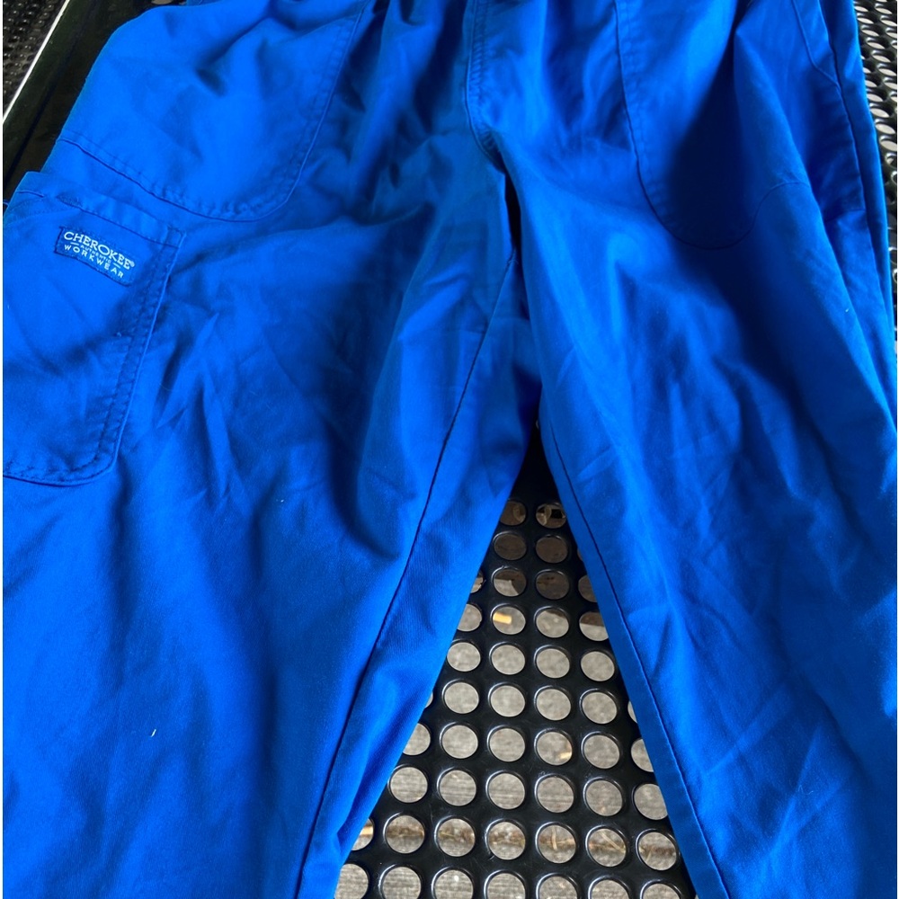 ROY scrubs Cherokee tall